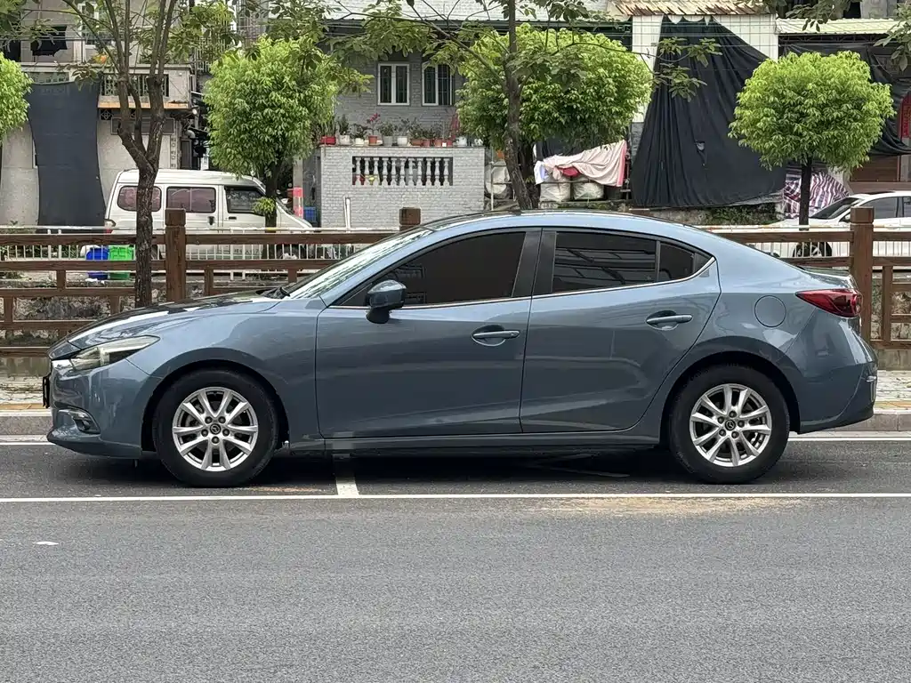 Mazda 3 Angkesela 2018