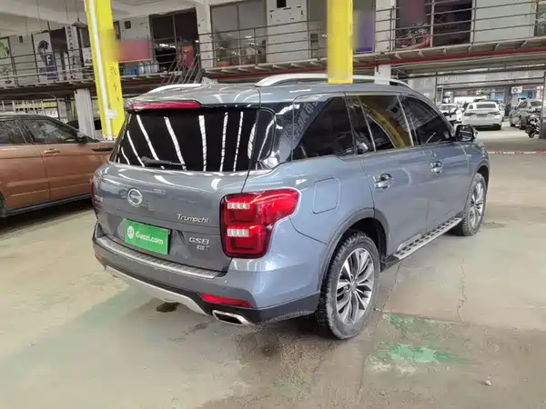 GAC Trumpchi GS8 2017