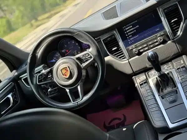 Porsche Macan 2017