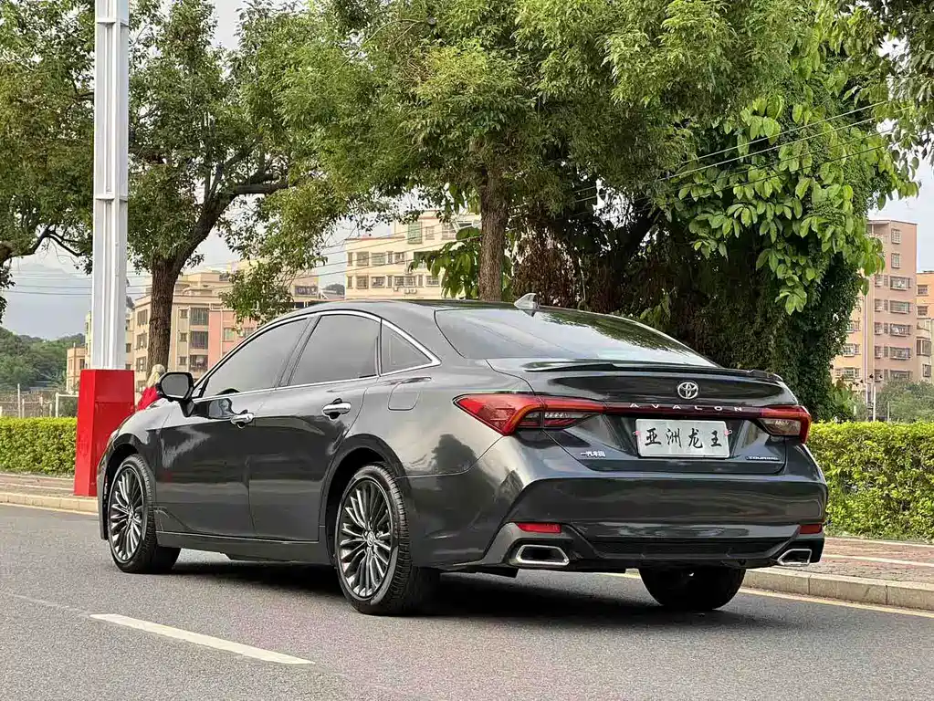 Toyota Avalon 2019 — фото 4