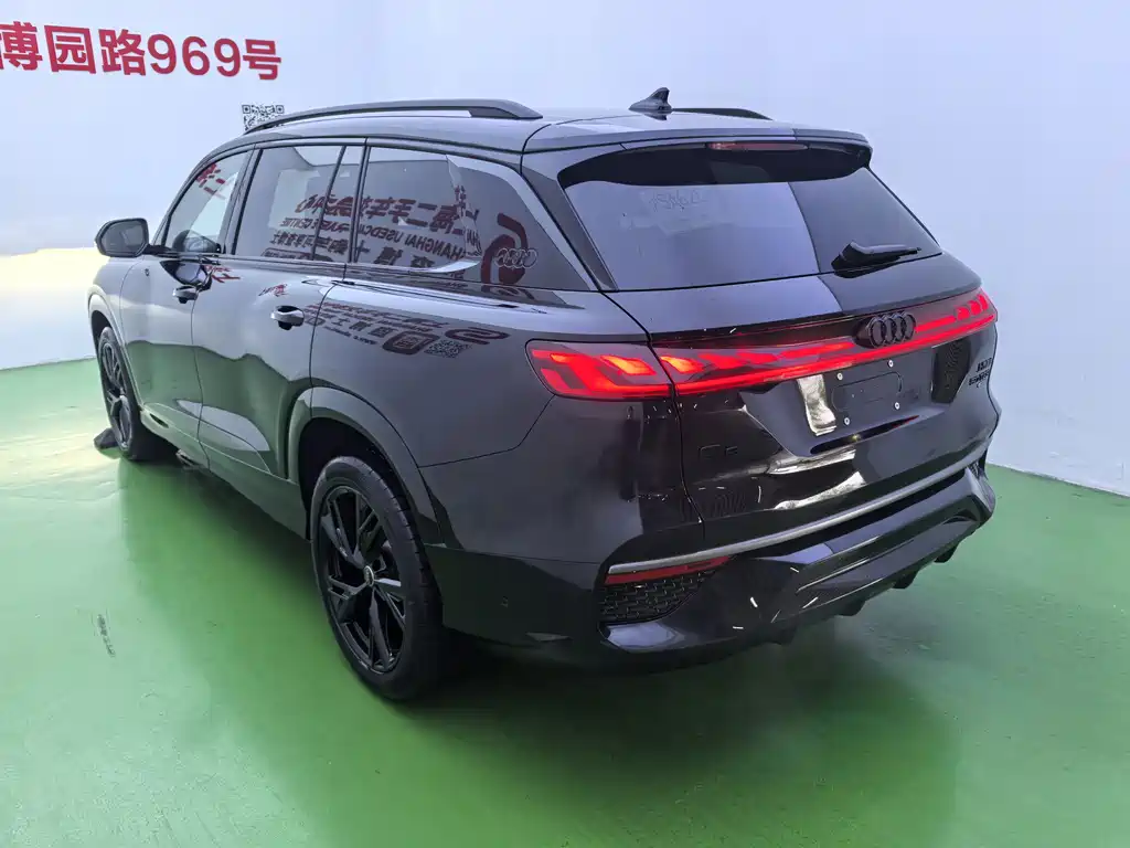 Audi Q6 2024