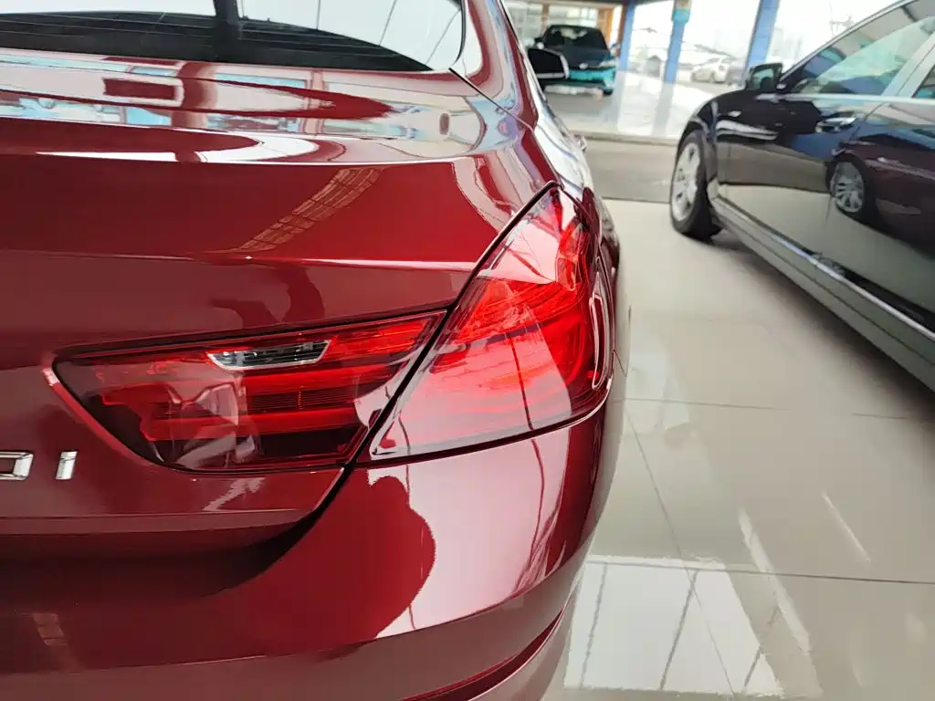 BMW 6 Series 2014 — фото 24