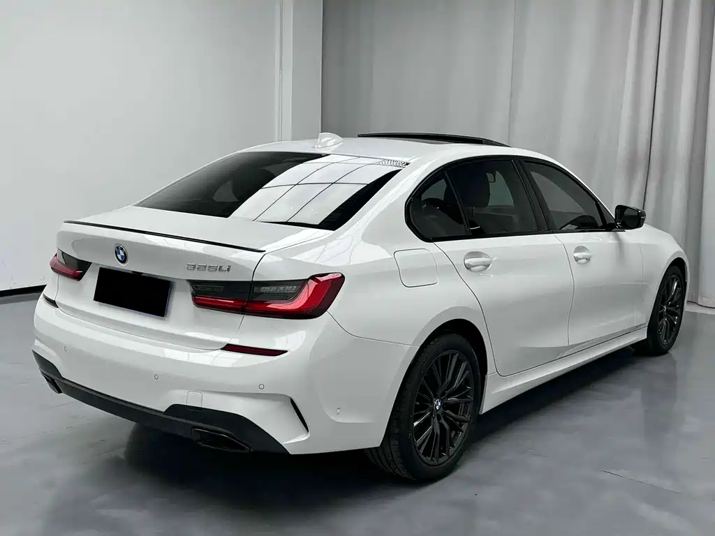 BMW 3 Series 2020