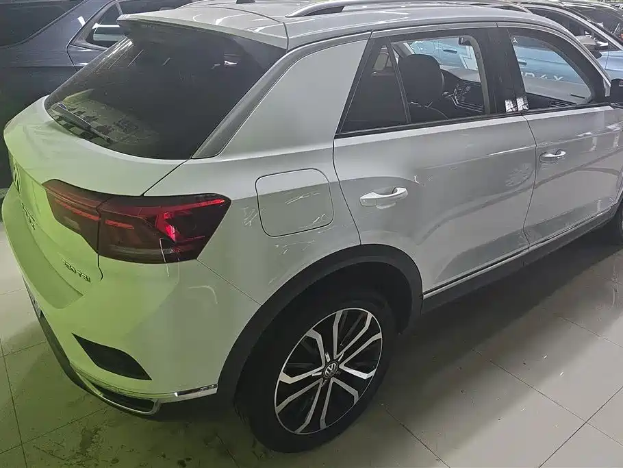 Volkswagen T-Roc 2021