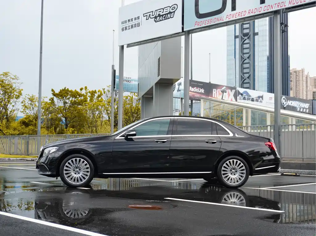 Mercedes-Benz E-Class 2020 — фото 4