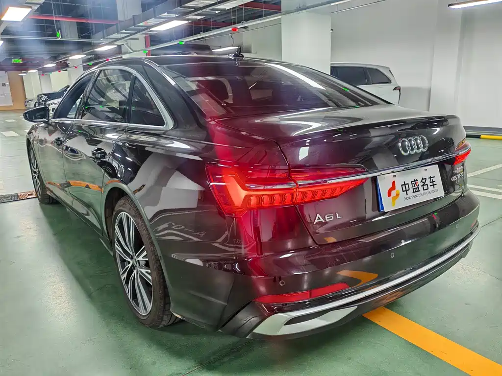 Audi A6L 2023 — фото 27