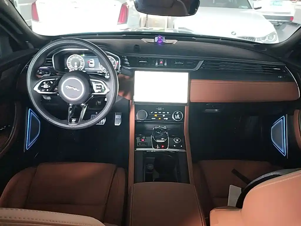 Jaguar XFL 2023 — фото 10