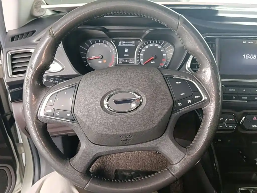 GAC Trumpchi GS4 2016 — фото 11