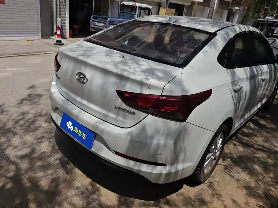 Hyundai Verna 2018
