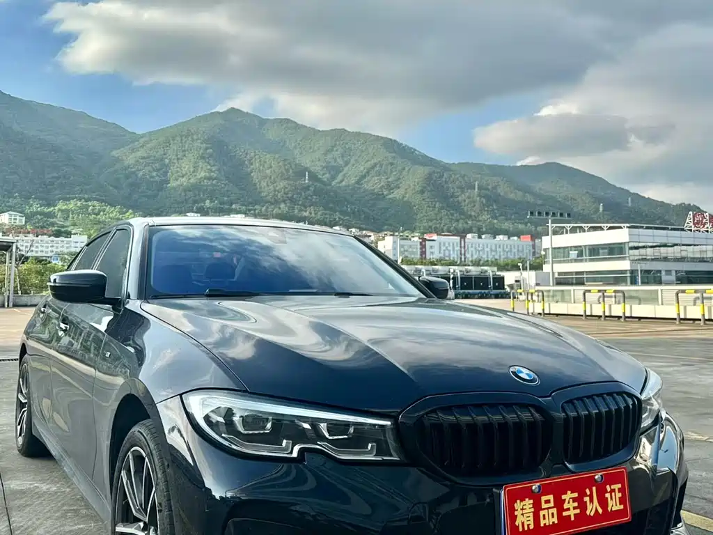 BMW 3 Series 2021