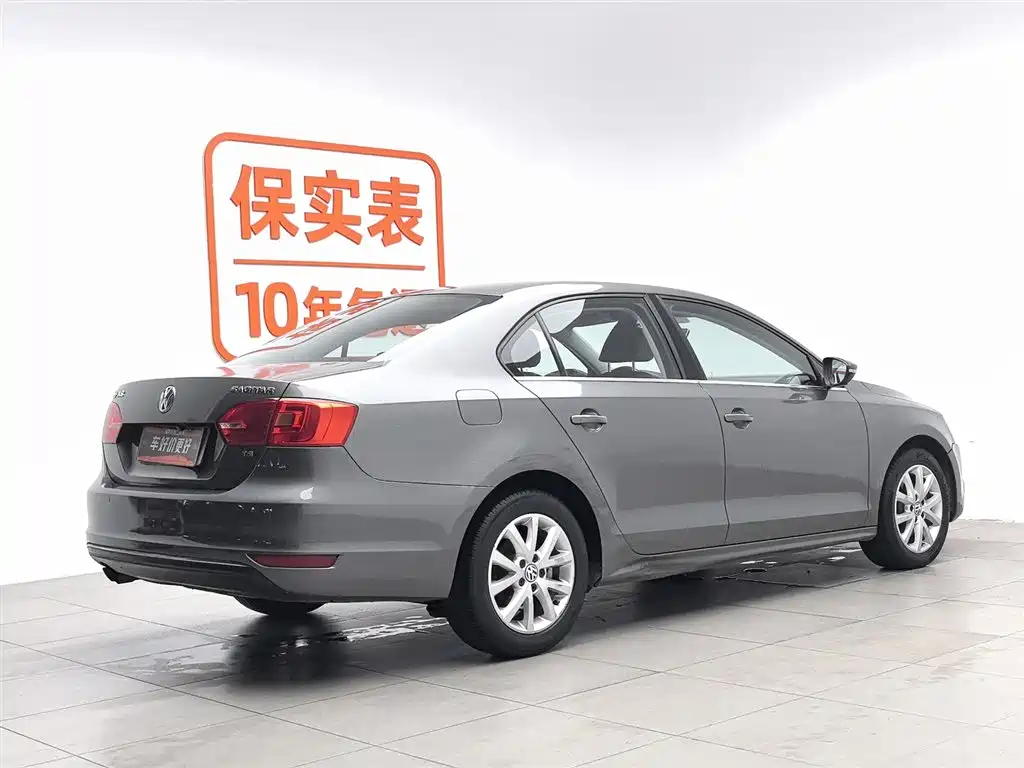 Volkswagen Sagitar 2012