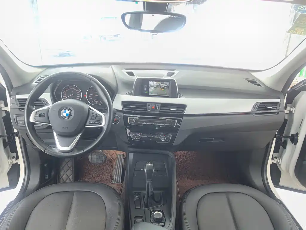 BMW X1 2017 — фото 10