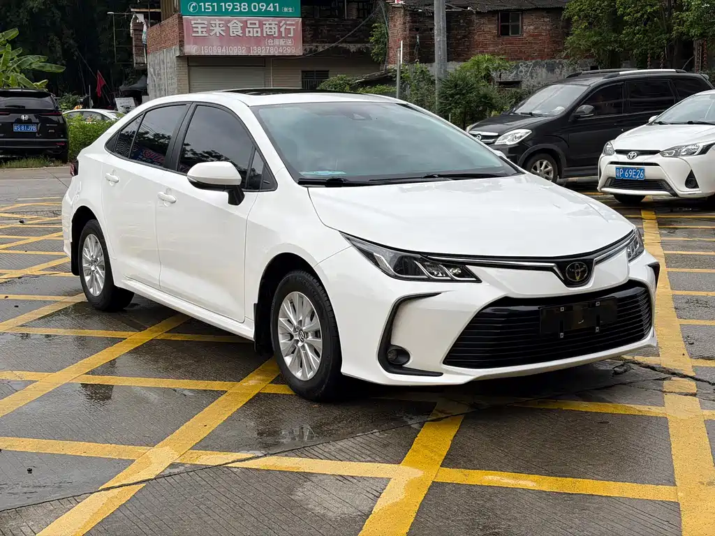 Toyota Corolla 2020 — фото 3
