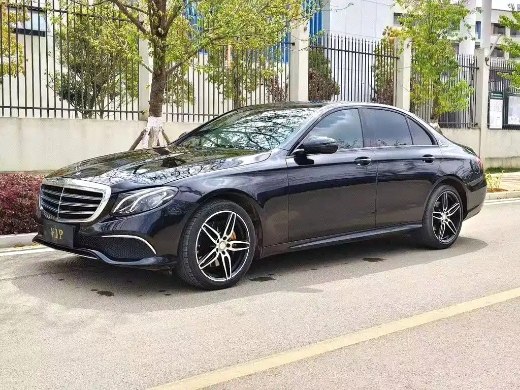 Mercedes-Benz E-Class 2017 — фото 1