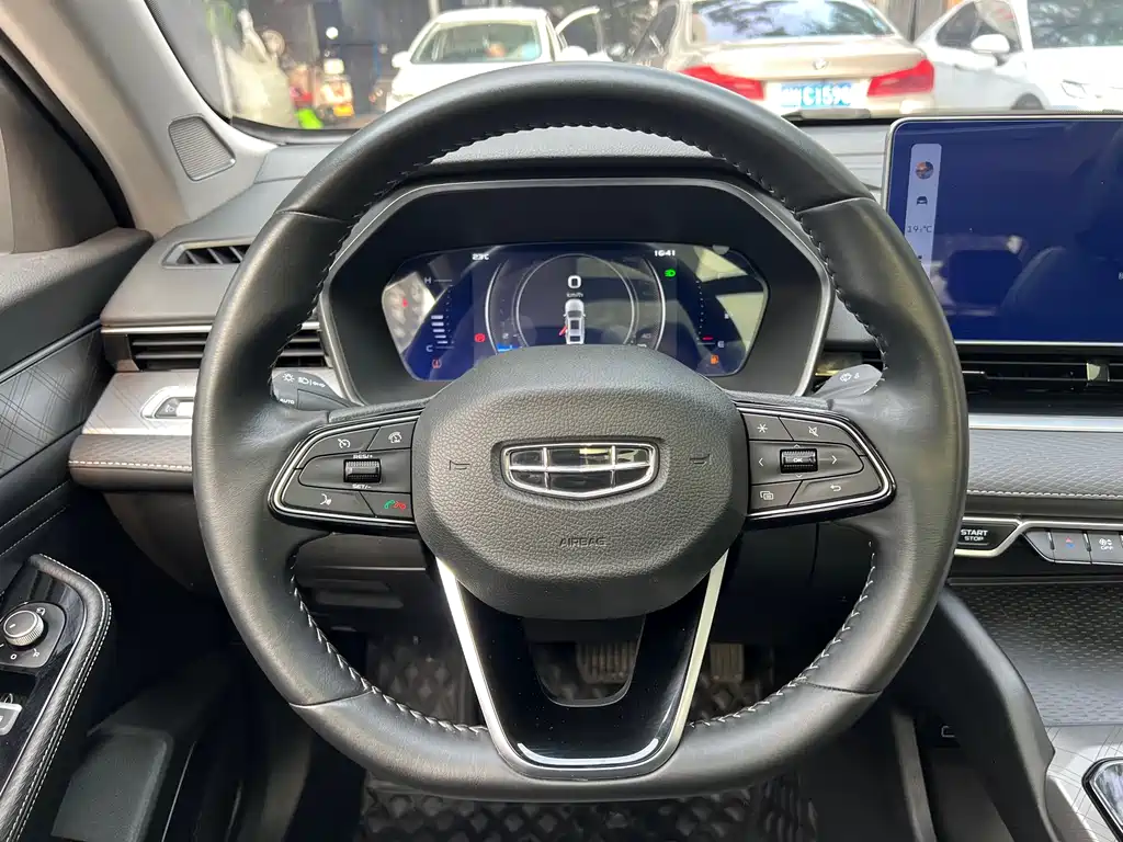 Geely Xingrui 2022 — фото 12