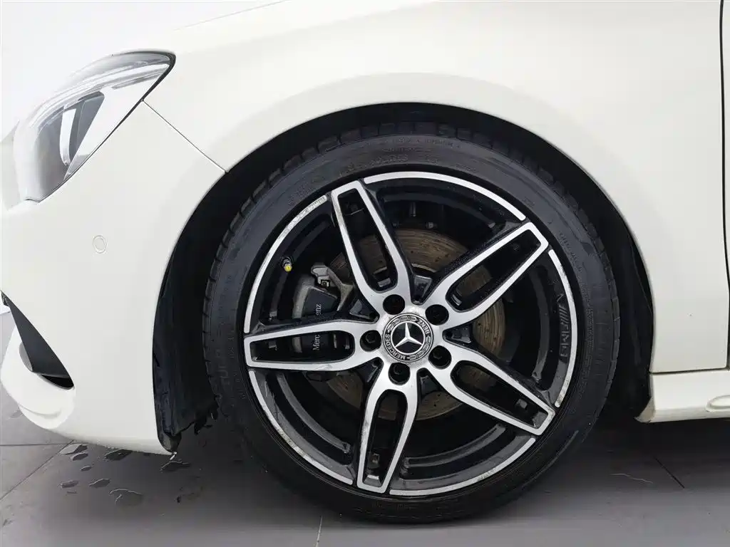 Mercedes-Benz CLA 2017 — фото 17