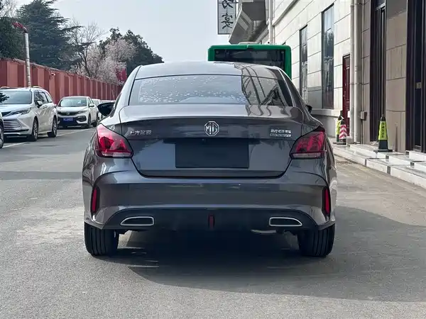 MG MG5 2023