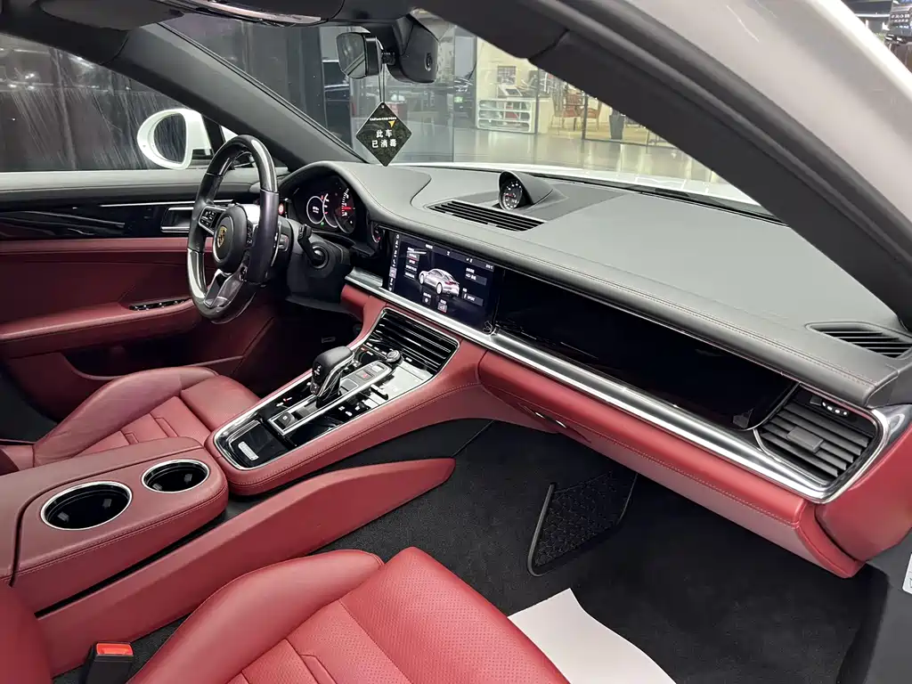 Porsche Panamera 2019 — фото 8
