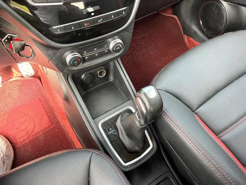 Haval H1 2015 — фото 13