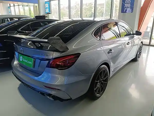 MG MG6 2020