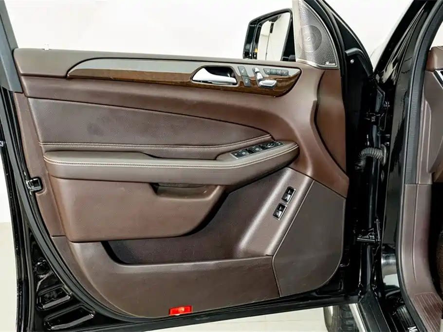 Mercedes-Benz GLS 2019 — фото 18