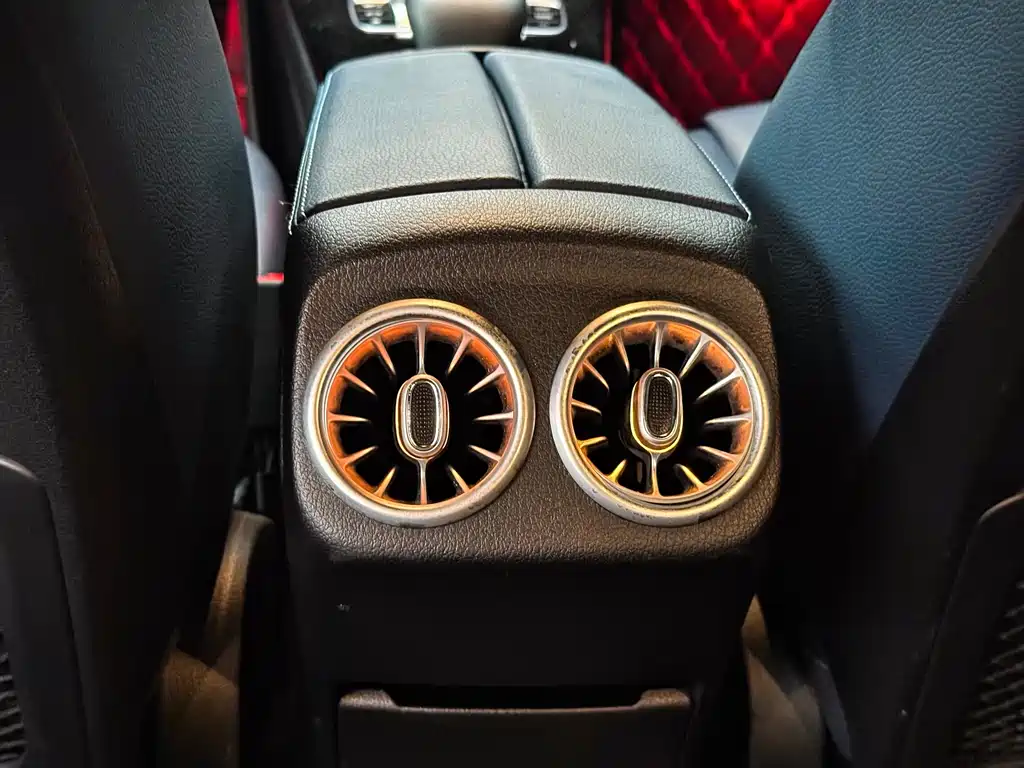 Mercedes-Benz A-Class 2019 — фото 21