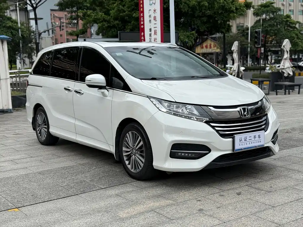Honda Odyssey 2019 — фото 3