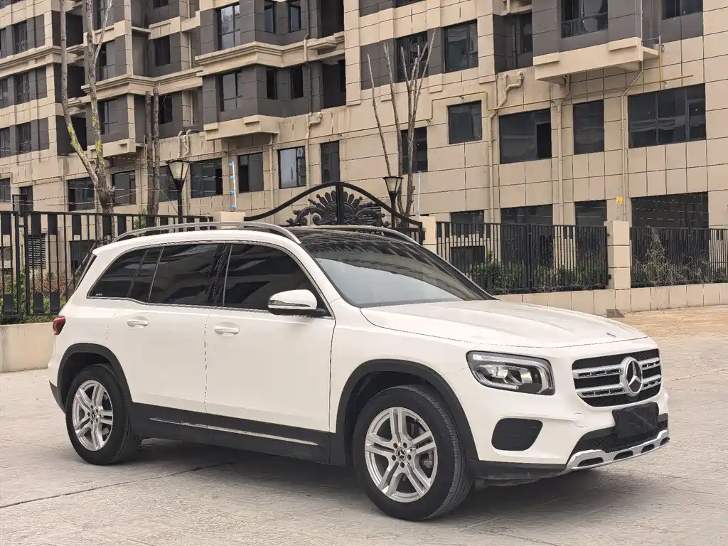 Mercedes-Benz GLB 2022