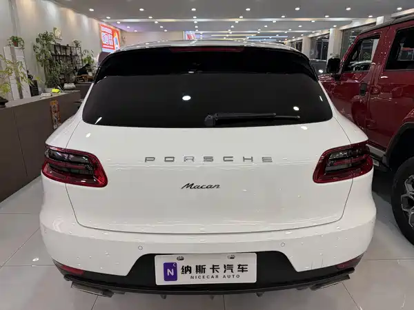 Porsche Macan 2017