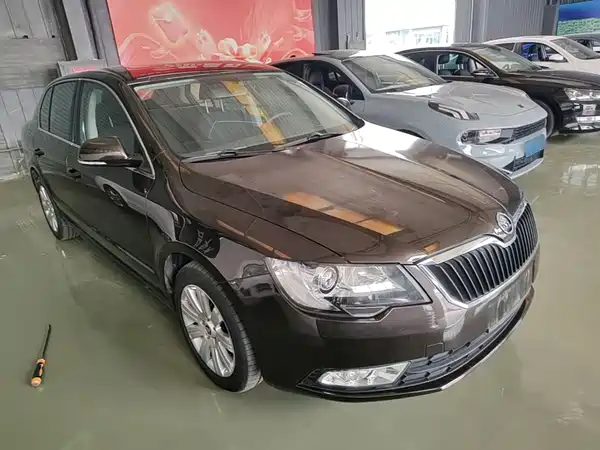 Skoda Superb 2015