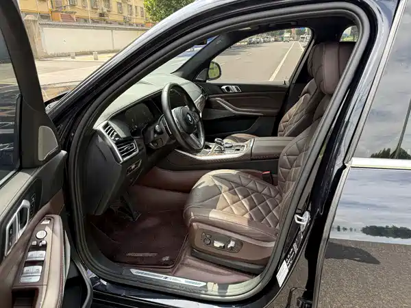 BMW X5 2023