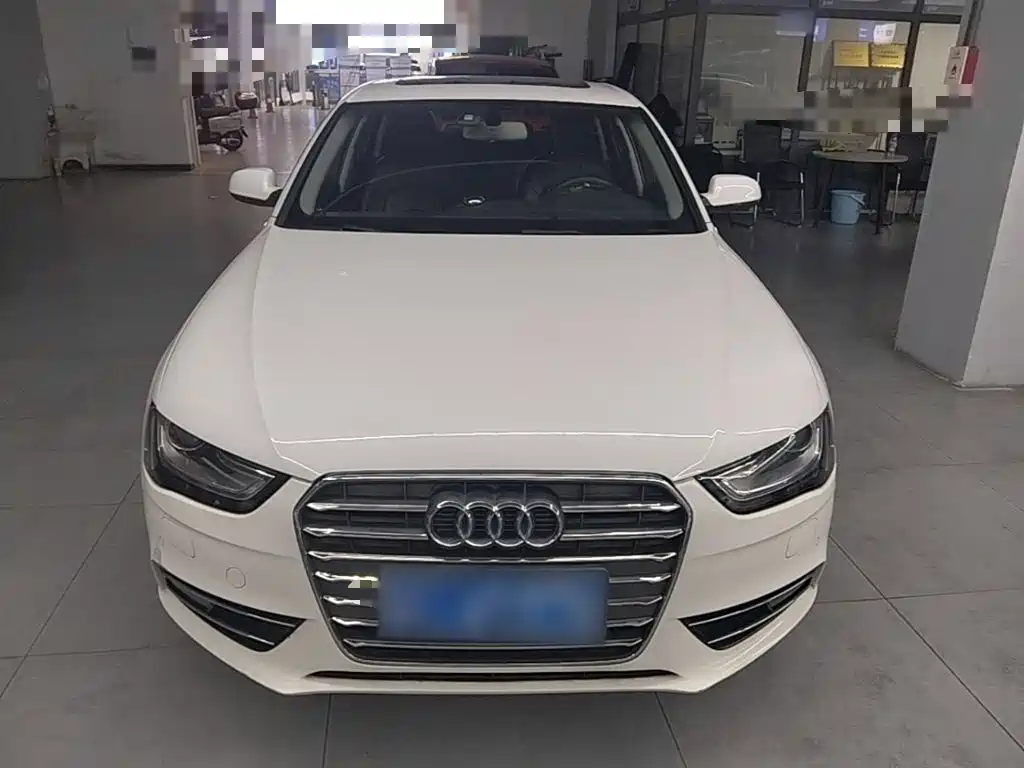 Audi A4L 2014