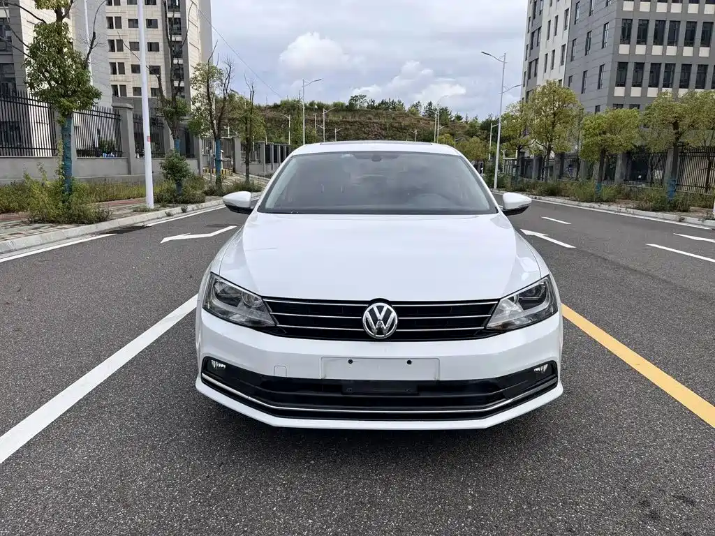 Volkswagen Sagitar 2018 — фото 3