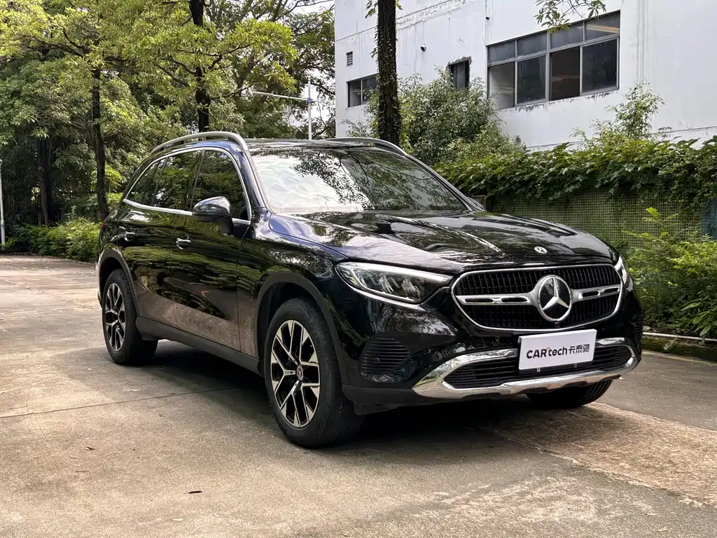 Mercedes-Benz GLC 2023