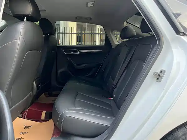 Roewe i6 Classic 2021