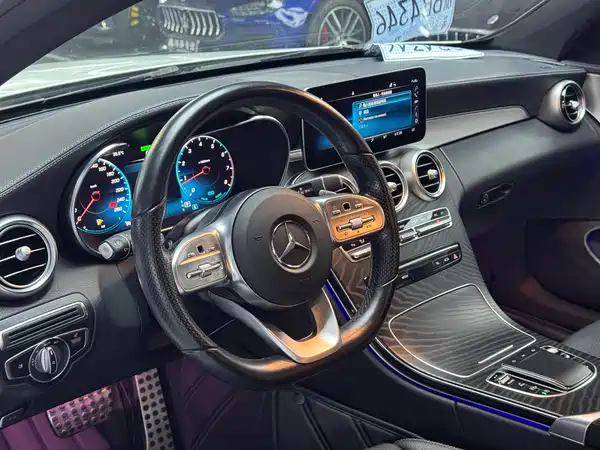 Mercedes-Benz C-Class 2021