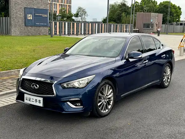 Infiniti Q50L 2018
