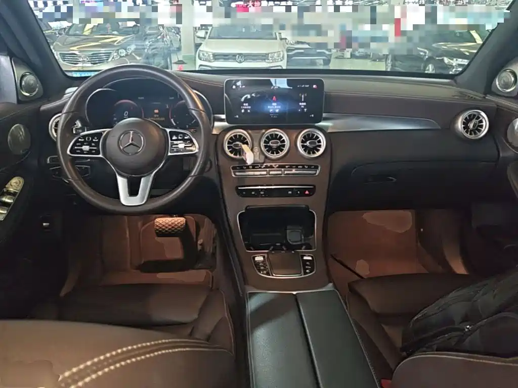 Mercedes-Benz GLC 2020 — фото 10