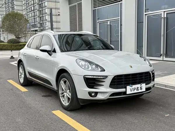 Porsche Macan 2016
