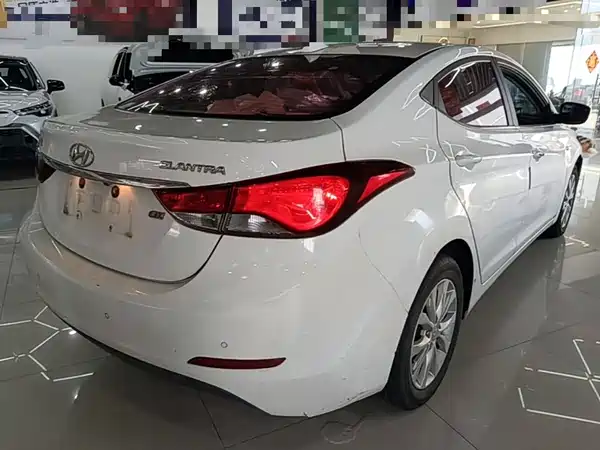 Hyundai Elantra Langdong 2017