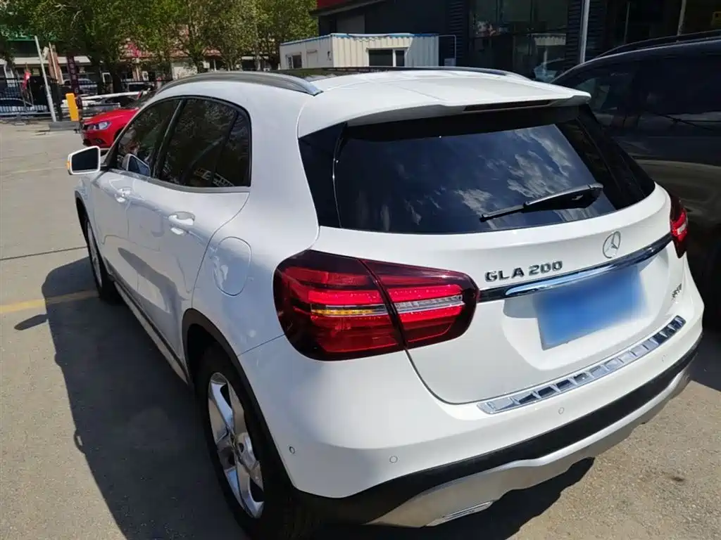 Mercedes-Benz GLA 2018 — фото 5