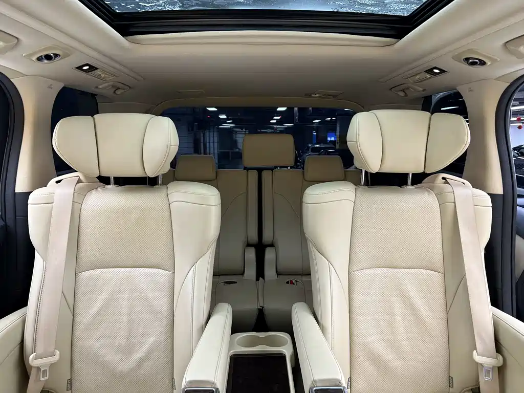 Toyota Alphard 2021 — фото 9