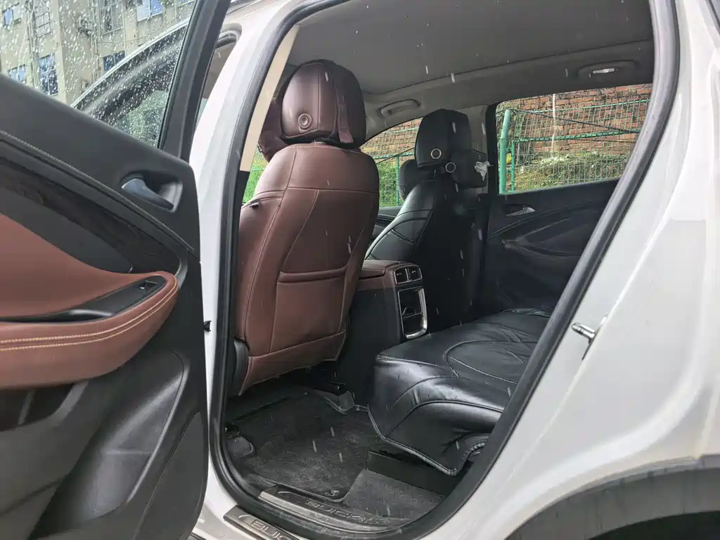 Buick Envision Plus 2016 — фото 7