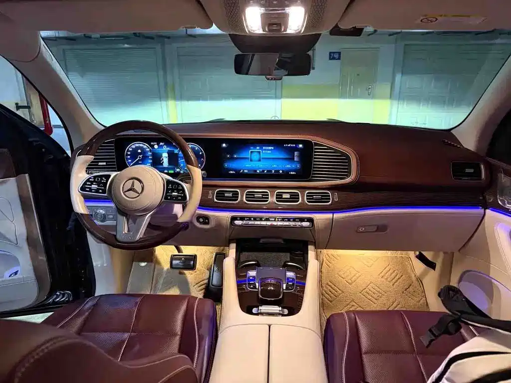Mercedes-Benz GLS 2021