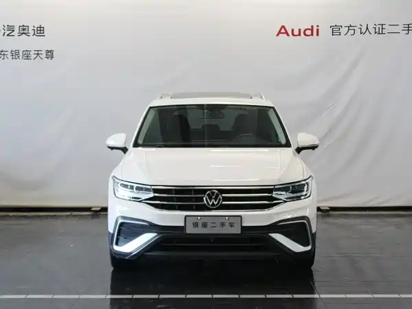 Volkswagen Tiguan L 2022