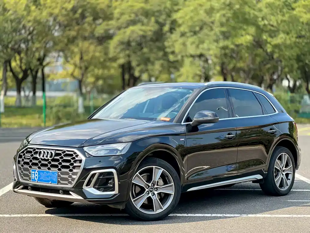 Audi Q5L 2022 — фото 16