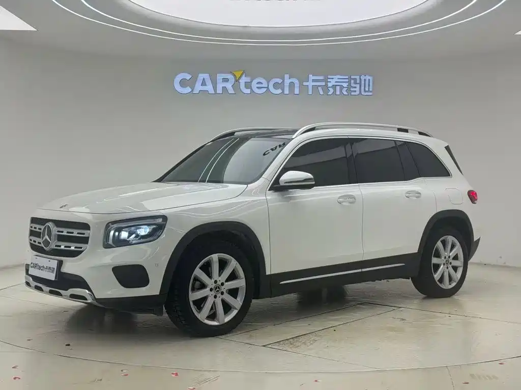 Mercedes-Benz GLB 2020 — фото 1