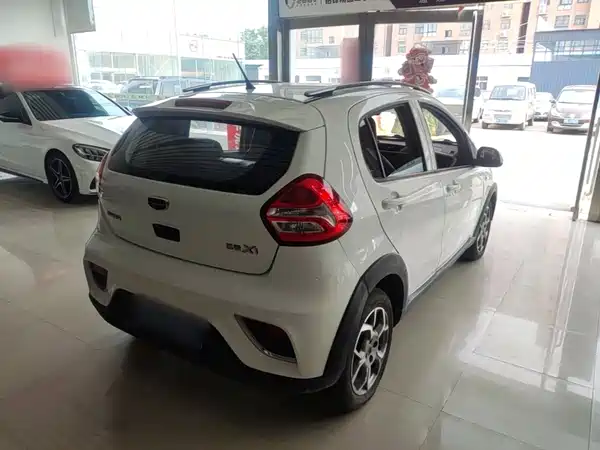 Geely Vision X1 2018