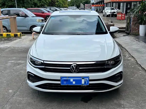 Volkswagen Bora 2023