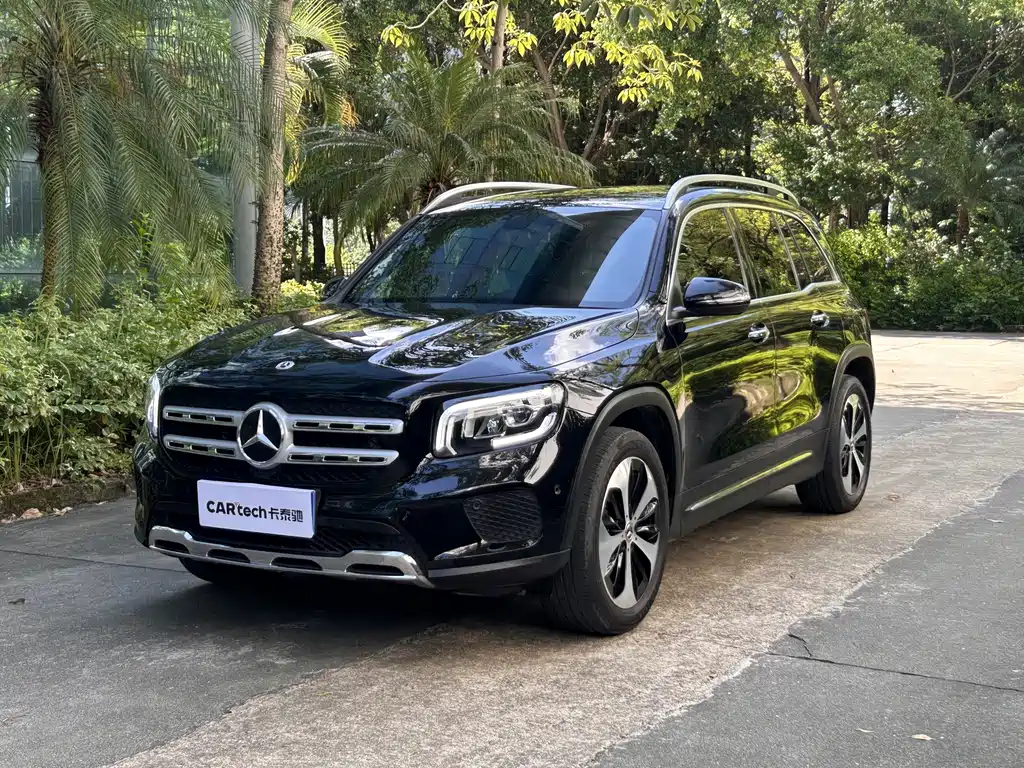 Mercedes-Benz GLB 2021